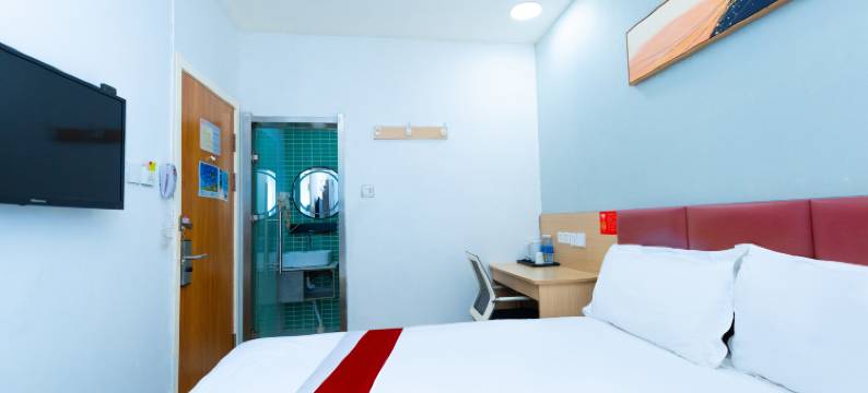 嘉宁酒店(青岛台东步行街店)图片