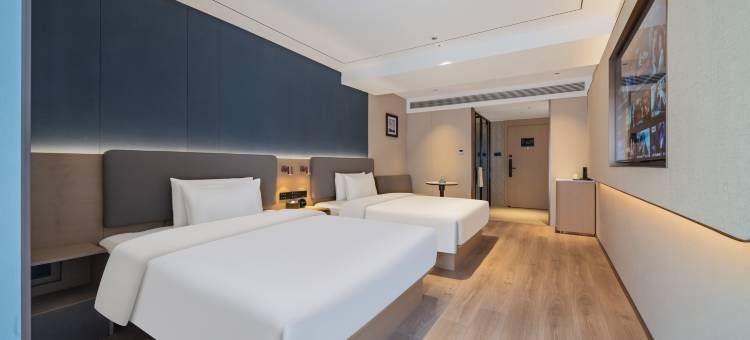 艺龙安悦酒店(上海虹桥水城路地铁站店)图片