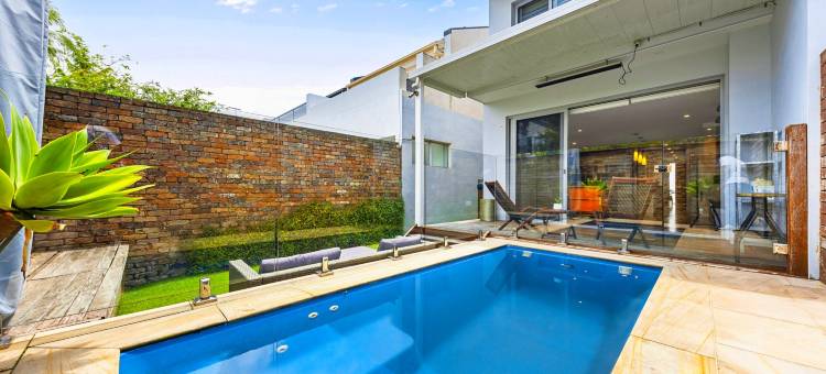 悉尼朗宸轻奢度假别墅(近海滩|近机场|带泳池)(Convenient 4BR with Private Pool close to Airport)图片