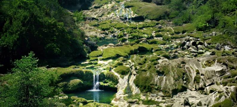 谷莫尼·酒店(安顺西秀新天地古城墙店)图片