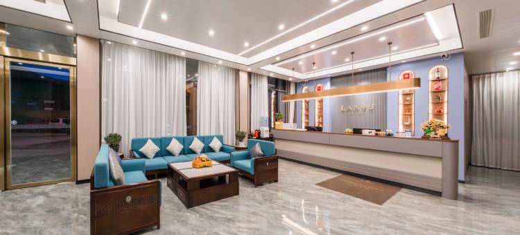 兰欧尚品酒店(甘孜巴塘店)图片