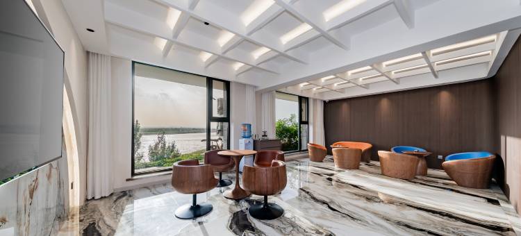 话西游酒店(乌海东站高铁站店)图片