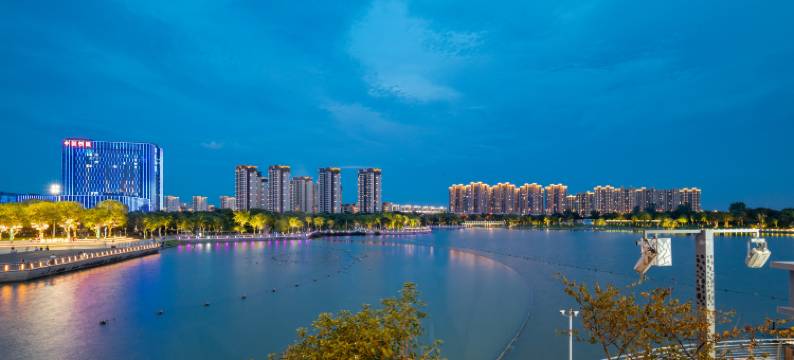 花筑·映月湖畔酒店(无锡东站映月湖公园店)图片