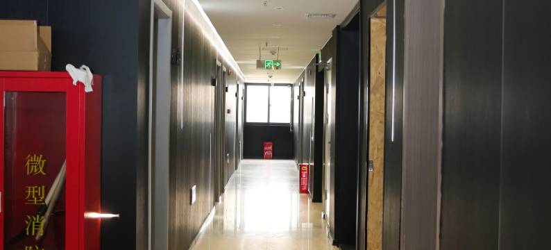 雾电竞酒店图片