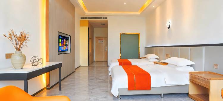 云栖酒店(民丰特色商业街店)图片