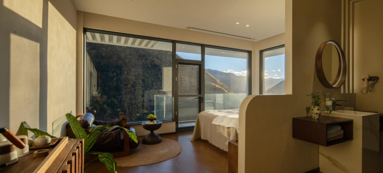 向春山·倦归丨半山隐墅(四姑娘山双桥沟景区店)图片