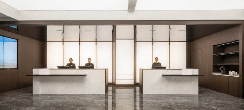 重庆解放碑临江门地铁站亚朵酒店图片