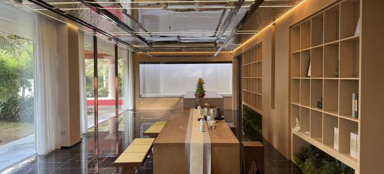 沉香养生谷酒店(环岛高速东红服务区店)图片