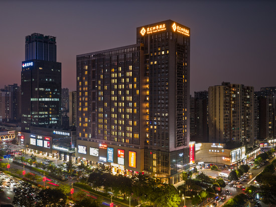 佛山星汇四季酒店(祖庙季华六路地铁站店)