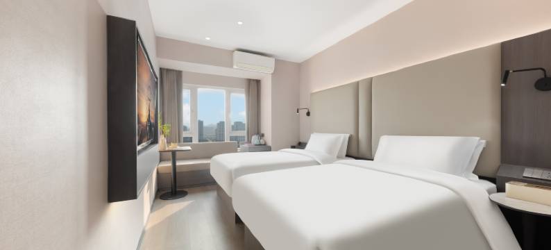 如家UP华驿精选酒店(重庆大学城微电园地铁站店)图片