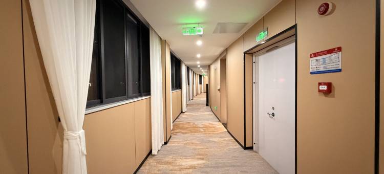 弥勒锦泊温泉酒店(湖泉生态园湖泉半山温泉店)图片