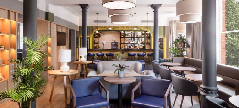 Holiday Inn 法恩伯勒(Holiday Inn FARNBOROUGH by IHG)图片