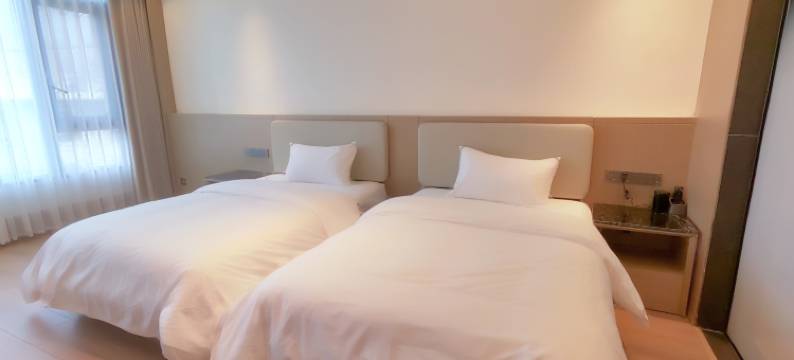 雷家庭院民宿(米易易园公园店)图片