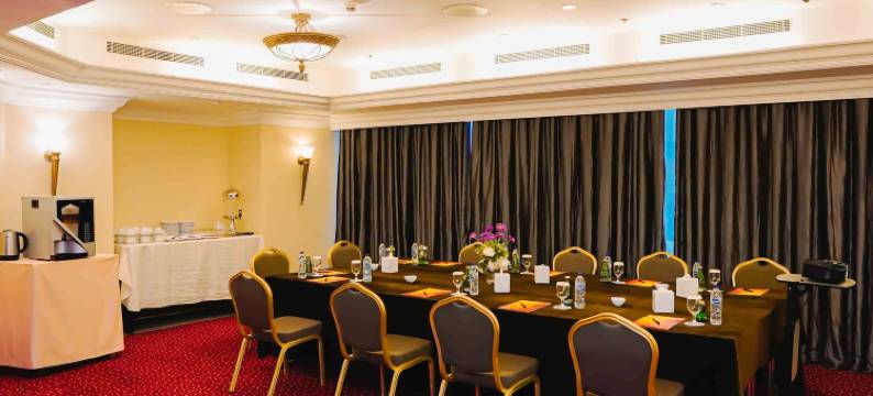 喜来登卡莉迪亚酒店(Sheraton Khalidiya Hotel)图片