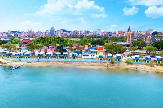 滨海湾270°海景·专属沙滩泳池·太空舱度假野奢营地(文甲码头店)图片
