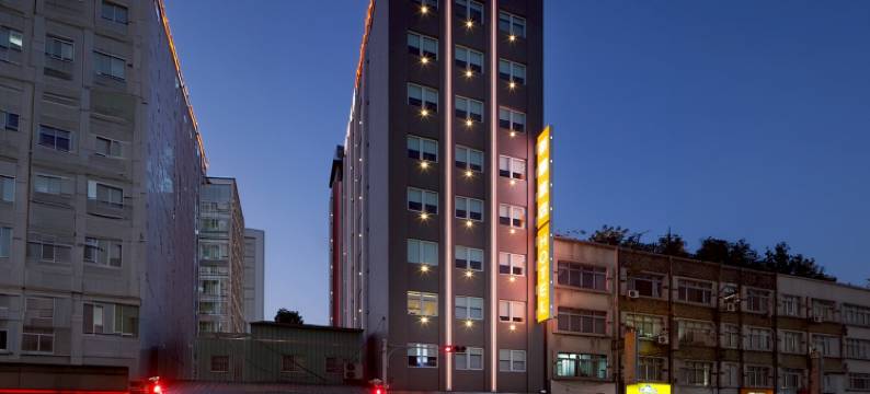 新驿旅店(台中车站店)图片