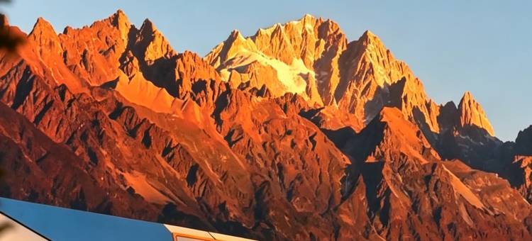 六川太空舱 Luxcreek｜躺看日照金山・私汤温泉・度假民宿图片