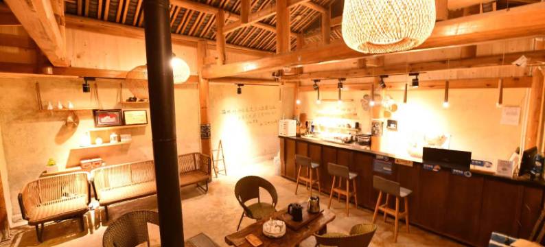 西江千户苗寨山语涧花田民宿(一号风雨桥店)图片