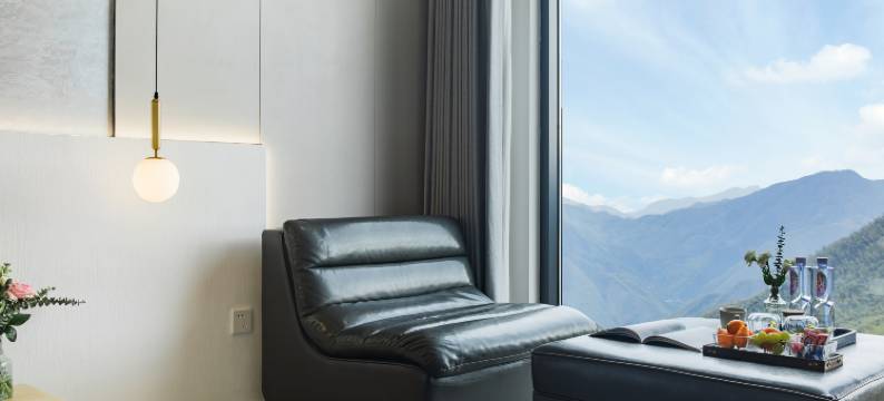 随遇ZeLin·山巅之境360°环山温泉美宿(安吉江南天池滑雪场店)图片