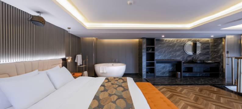 重庆天籁云端高空江景酒店(解放碑来福士广场店)图片