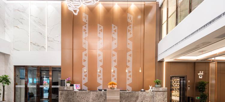 鄂州克里司汀酒店(洋澜高铁市民中心店)图片