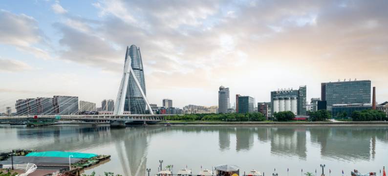 宁波华港外滩酒店(天一广场老外滩店)图片