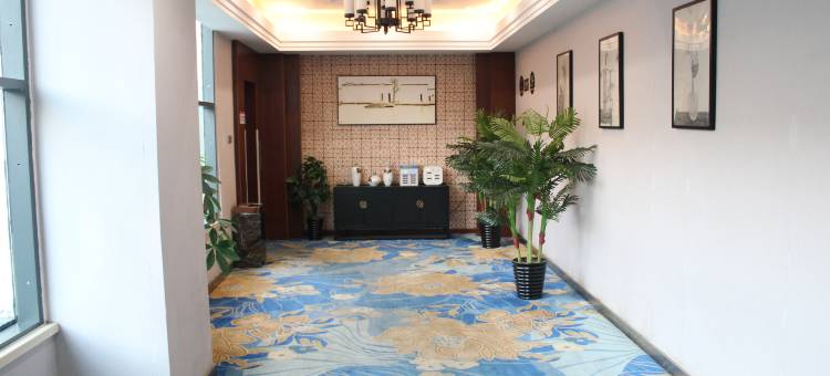 速8酒店(十堰机场白浪东路店)图片