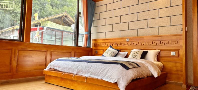 理县美的藏家民宿图片