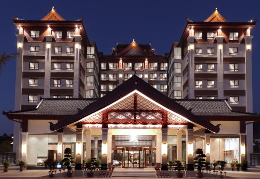 Grand Hotel Mangshi Shengshui Lake over view