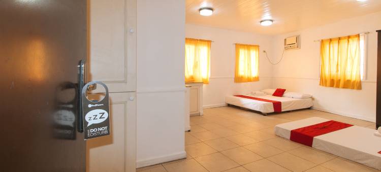 RedDoorz @ Moss Hotel Guevarra Dasmarinas图片