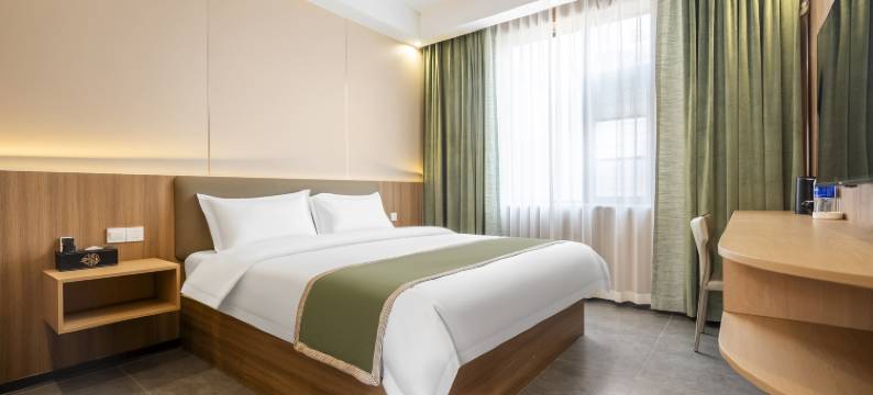 西双版纳景洪纳里纪亿酒店(曼听公园店)图片