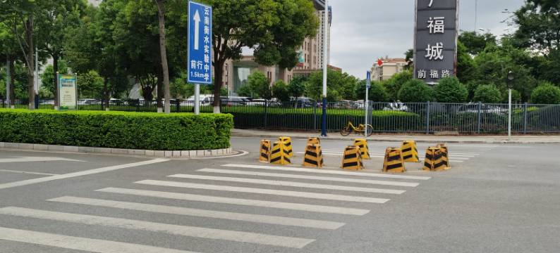 乐云小住民宿(前福路店)图片