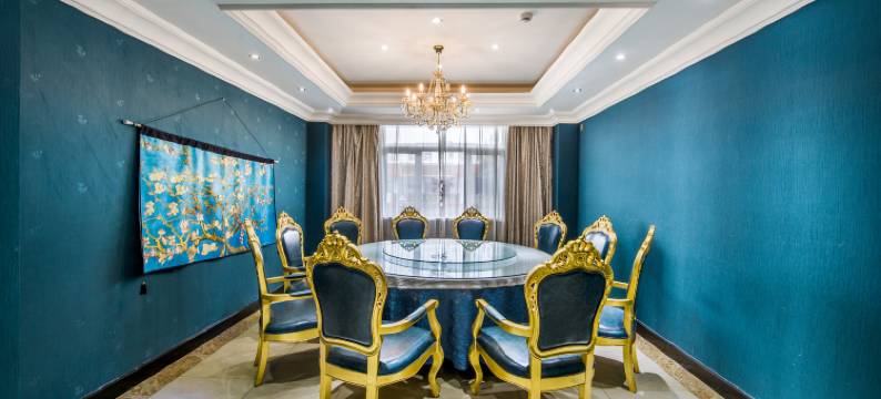 一诺瑞雪酒店(富蕴客运站人民医院店)图片