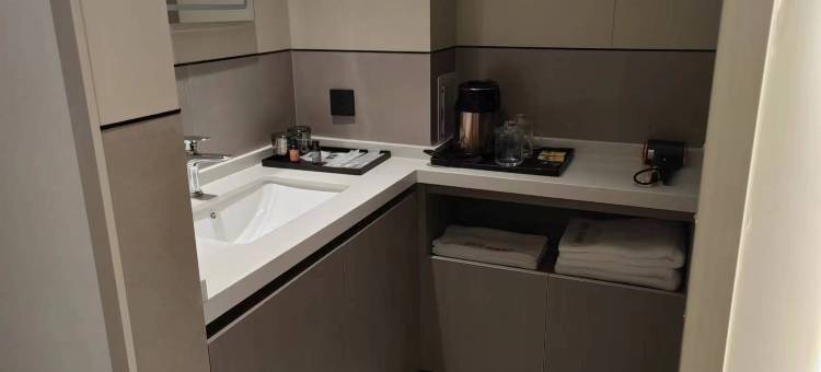 西维亚·莱德酒店(建水紫陶街广慈湖店)图片