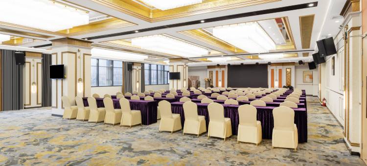 柏曼酒店(佛山陶瓷总部湖涌地铁站店)图片