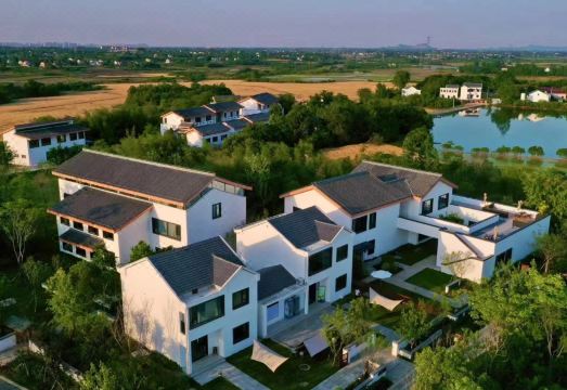 歌遥·南山慢居酒店外景图