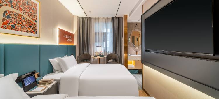 潮漫酒店(深圳万科云城西丽地铁站店)图片