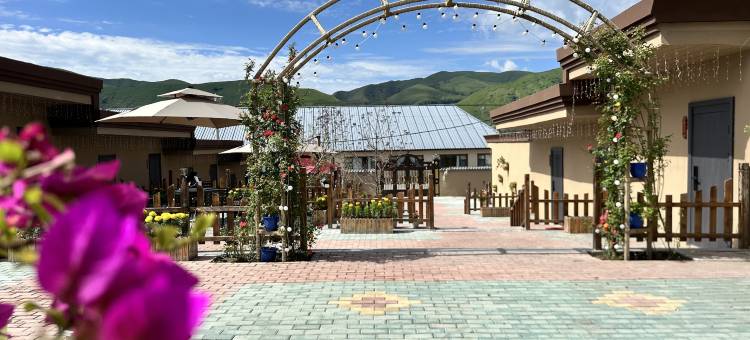 尼勒克山居日记民宿图片