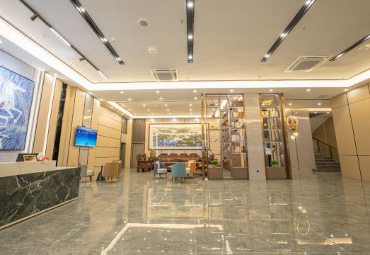 定南富华大酒店外景图