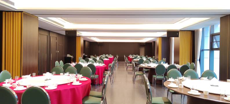 翔瑞假日酒店(安康高新万达店)图片