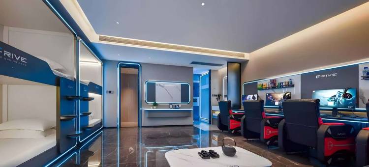 蛤游电竞酒店(佛罗伦萨小镇店)图片