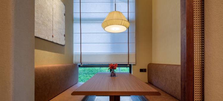 大连红星海滨海公路亚朵酒店图片