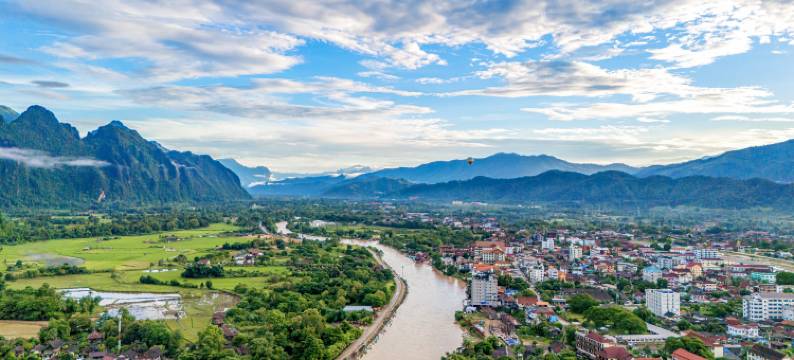 丽莎龙纳匡酒店(在市中心店旁边是南松河——酒吧泳池无限畅游)(Lisha Roungnakhone Hotel)图片