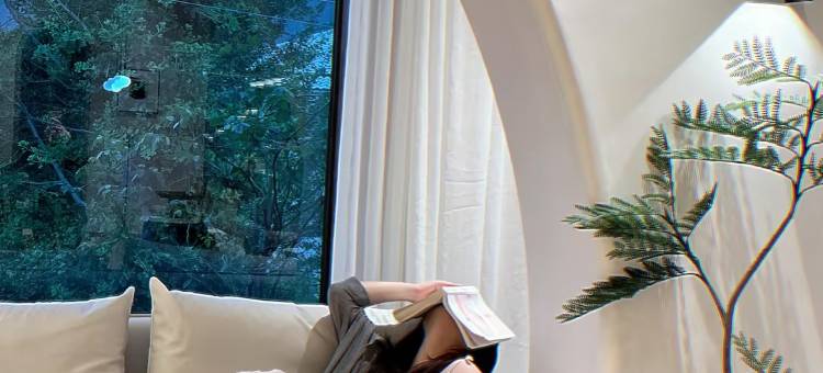 暮山映雪·私汤别院(峨眉山报国寺店)图片