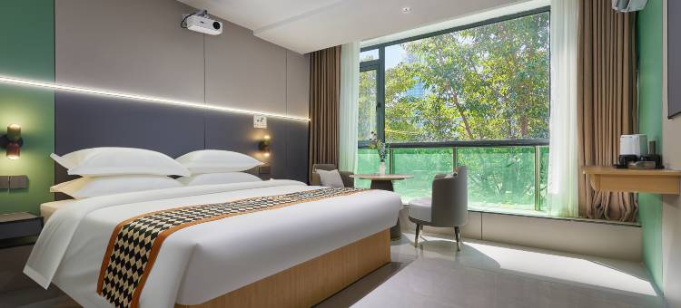 柏缦影视酒店(龙岩动车站店)图片