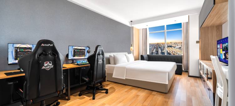 尖峰·悦电竞酒店(淄博临淄上地广场店)图片