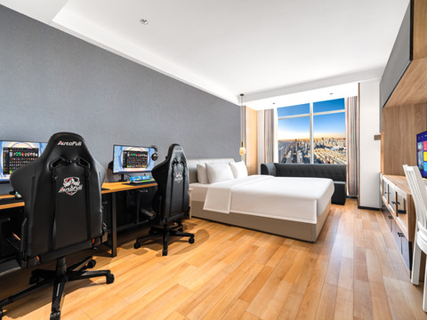 尖峰·悦电竞酒店(淄博临淄上地广场店)