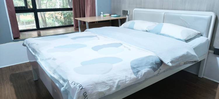 成都花问意公寓图片