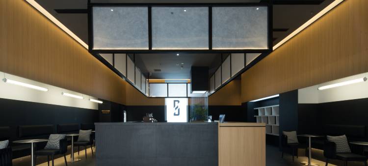 SFEEL设计师酒店(都江堰景区南桥店)图片