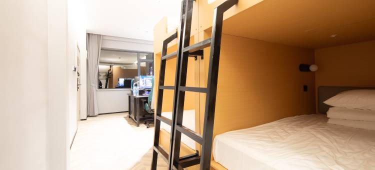 网鱼电竞酒店(武汉市江汉路步行街大智路地铁站店)图片